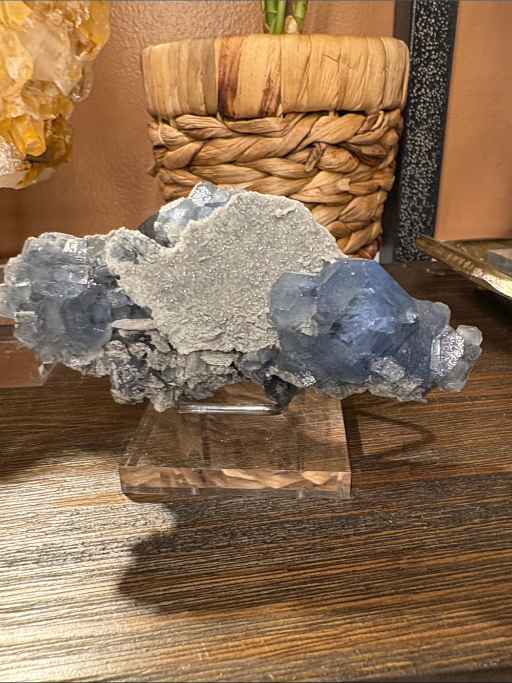 Sparking Blue Fluorite with rainbow inclusions